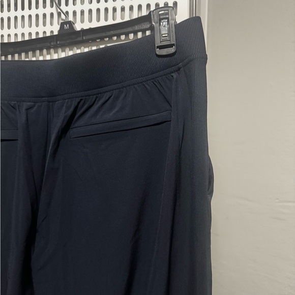 Athleta Black women's Pants - Picture 7 of 8